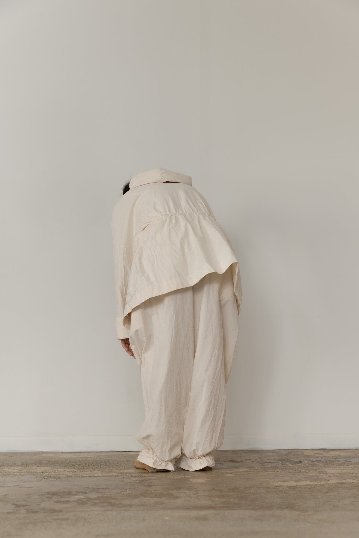 One-tack wide pants / Ecru
