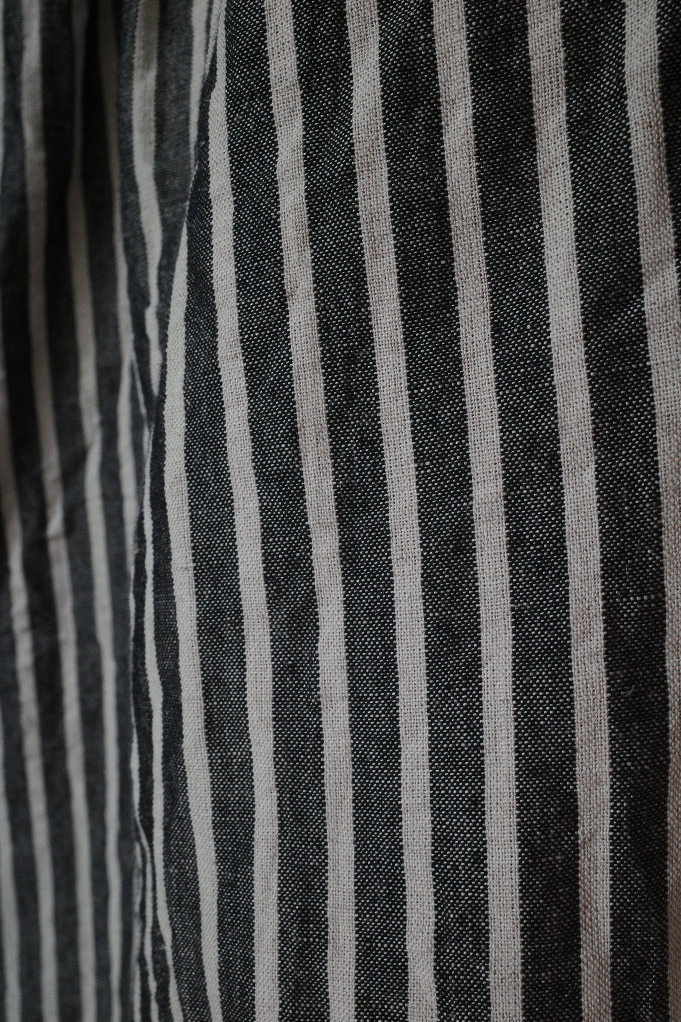 One tack wide pants / Black stripe