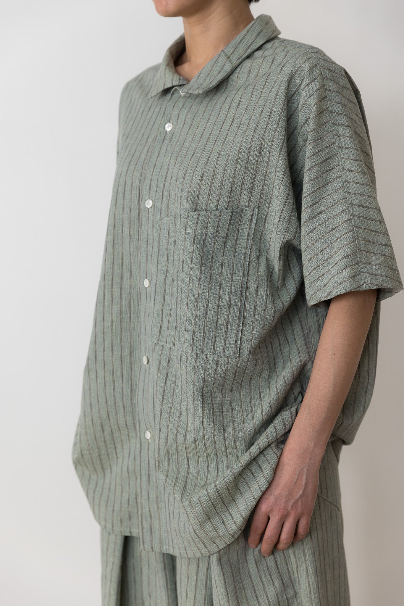 T sleeve shirt / Green