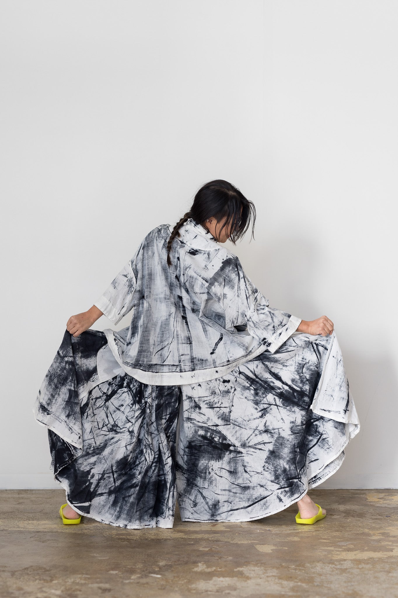 Circle pants / Black dyed