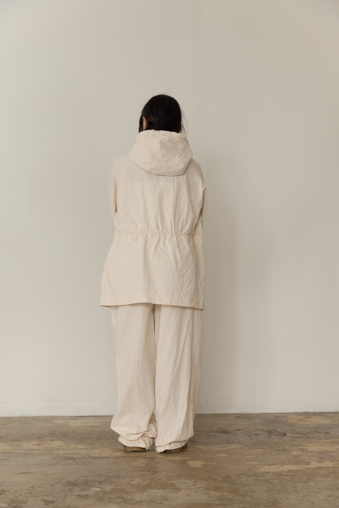 Curvy hood jacket / Ecru