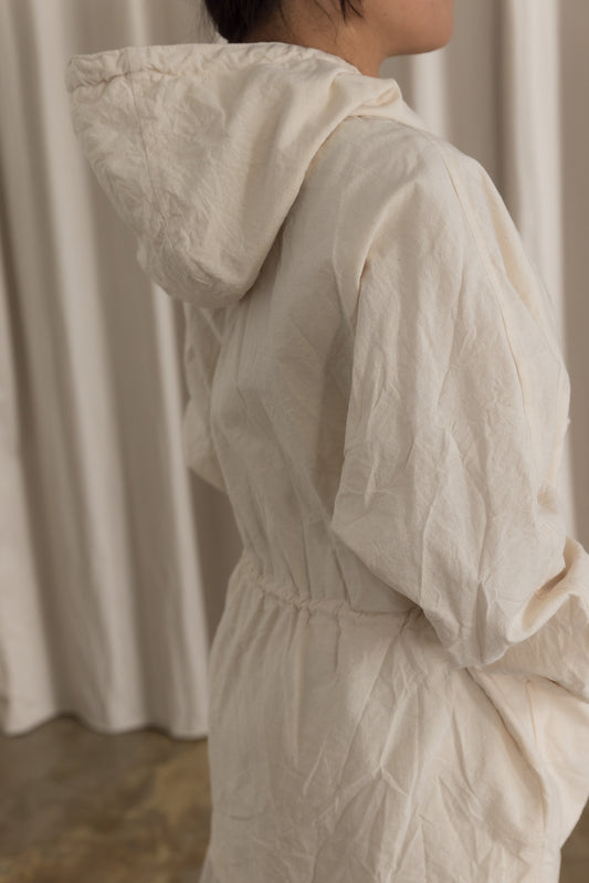 Curvy hood jacket / Ecru