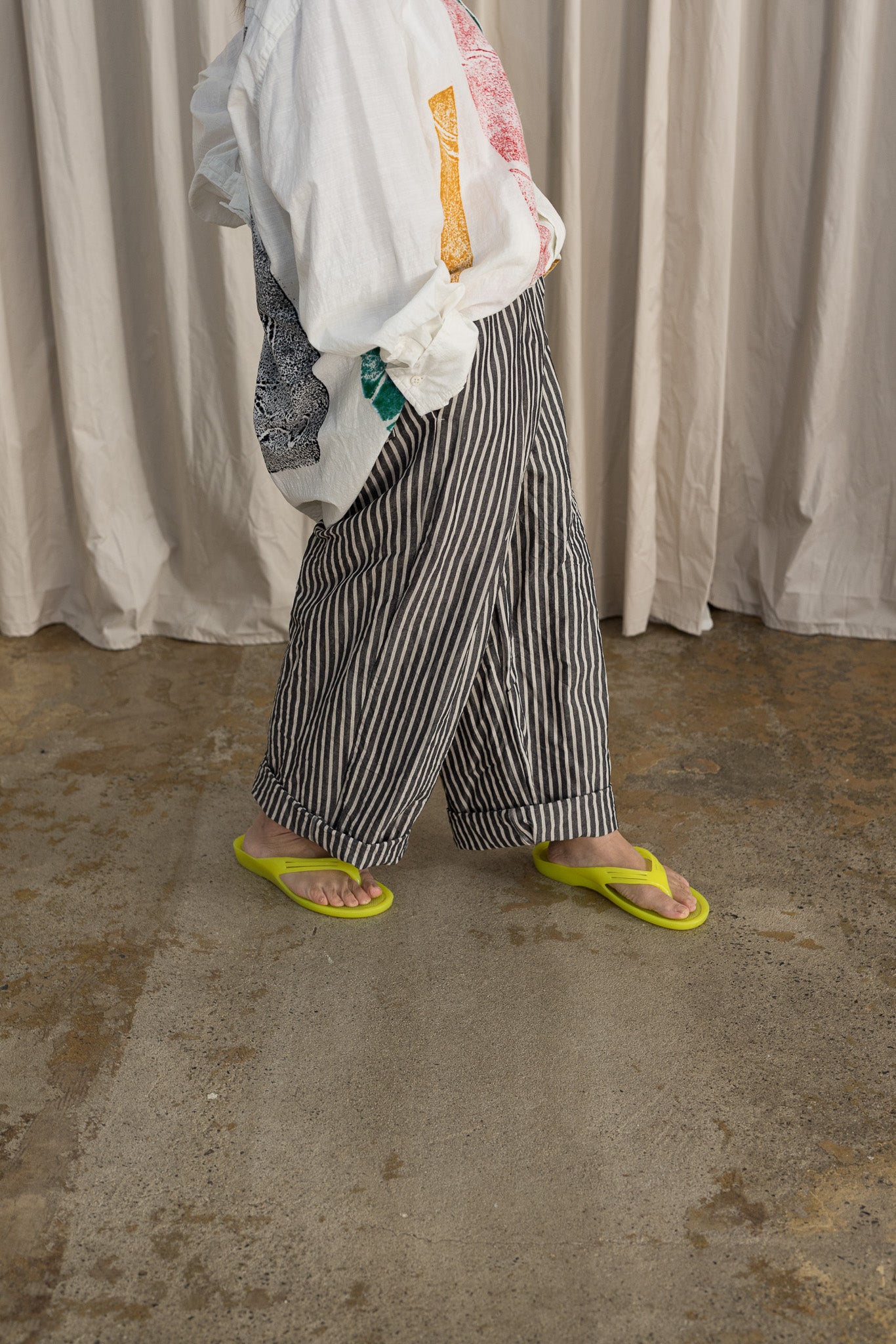 One tack wide pants / Black stripe