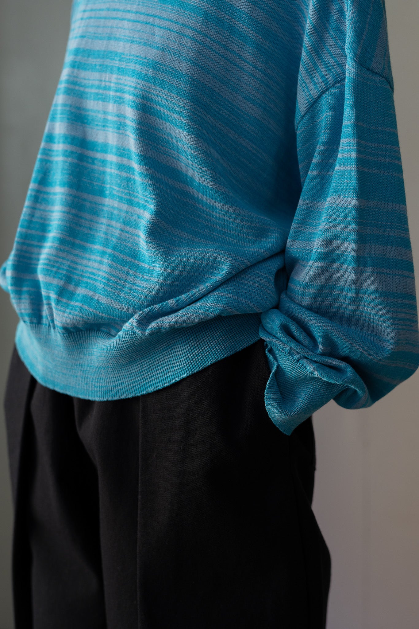 Wide pullover / Gentian×Cyan