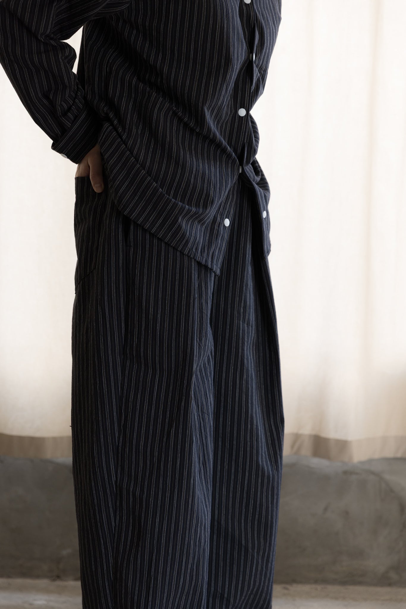 One tack wide pants / Black