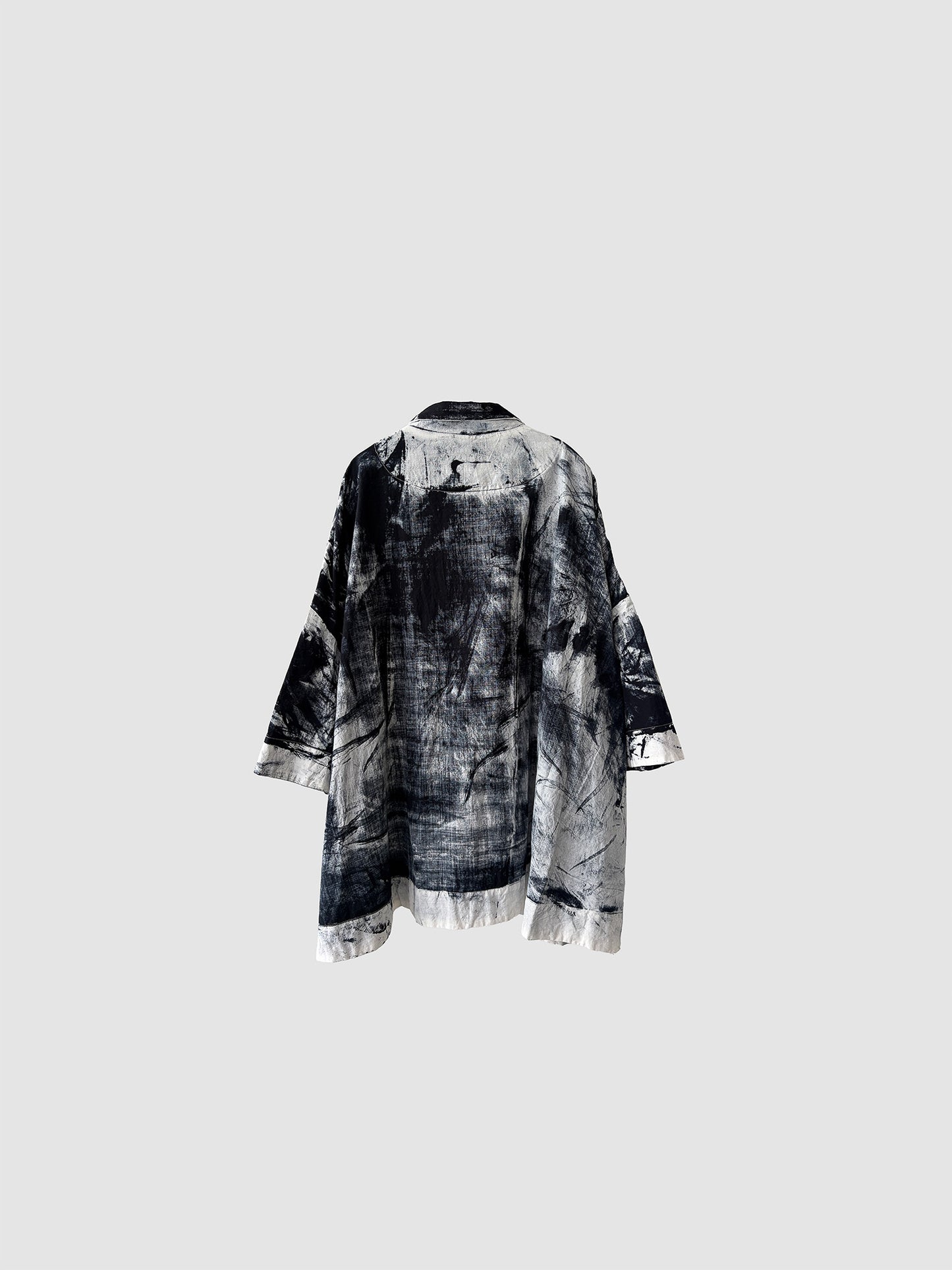 Bloom shirt / Black dyed (hand brush)