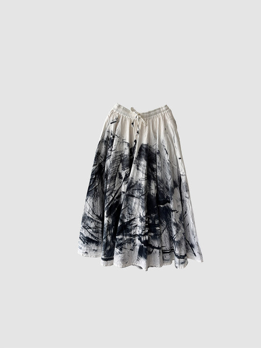 Circle pants / Black dyed (hand brush)