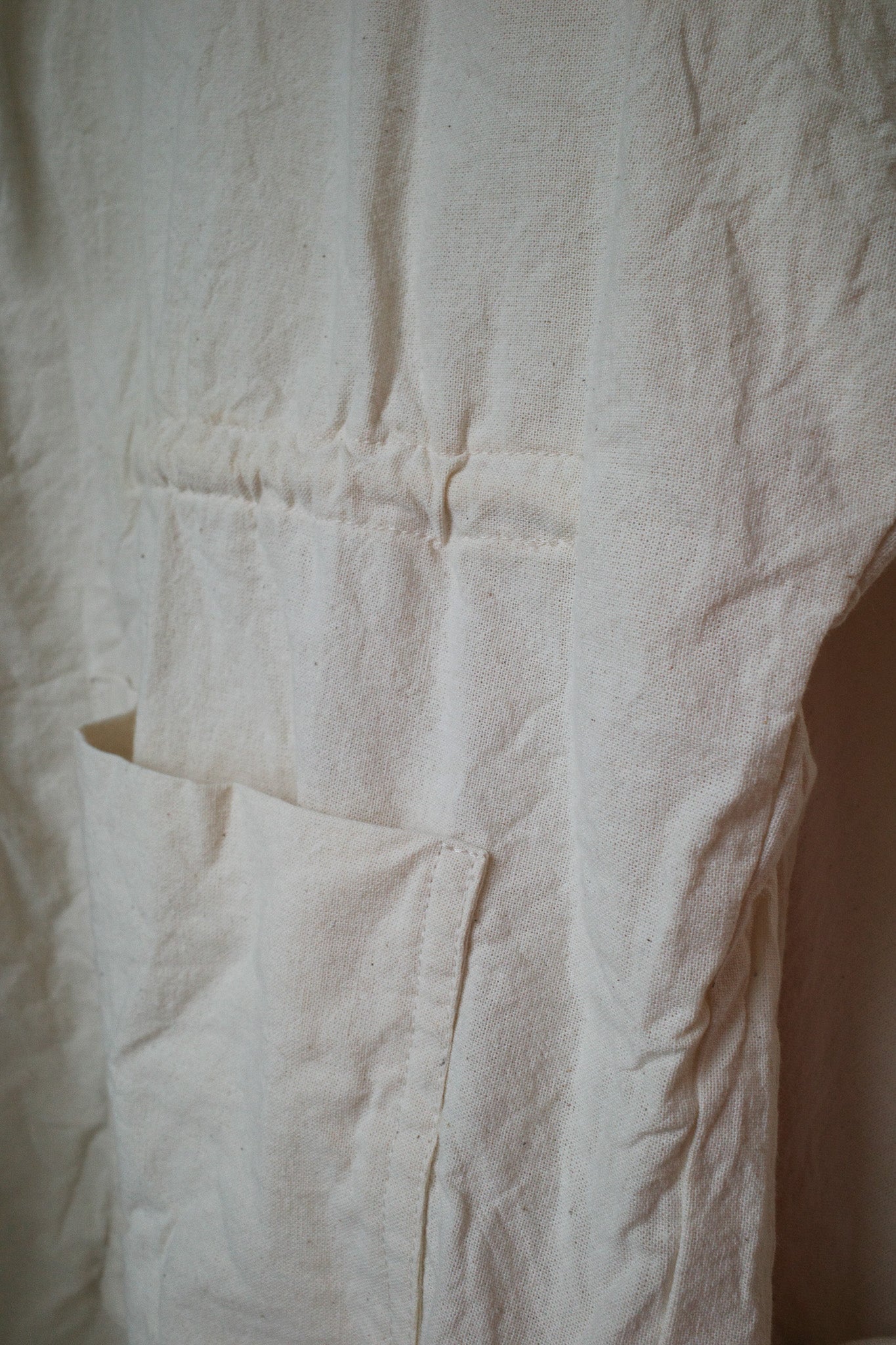 Curvy hood jacket / Ecru