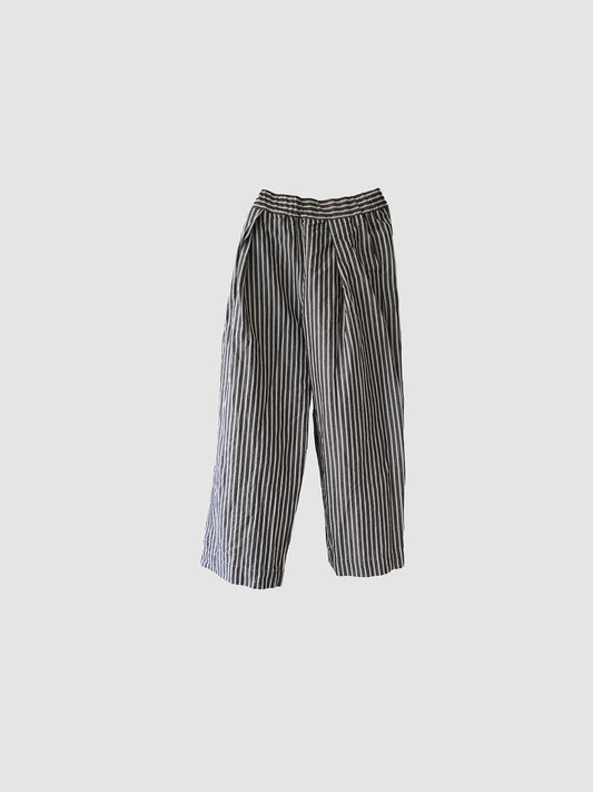 One tack wide pants / Black stripe