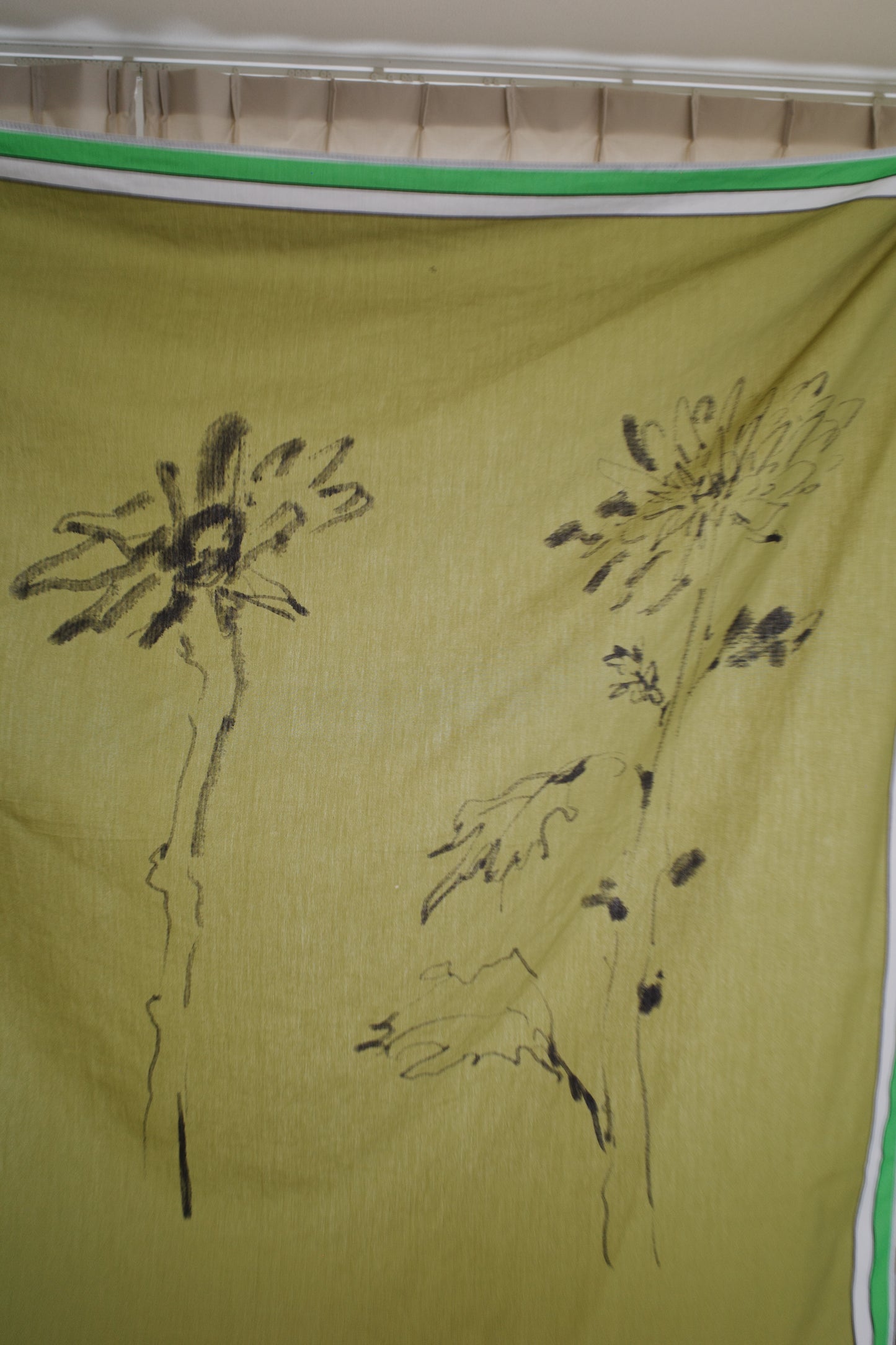 Block print fabric / Green-dyed (hand-brushed)